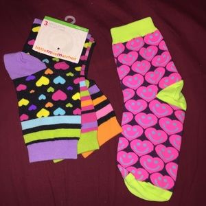 Mismatched socks +1 = 2 pair!